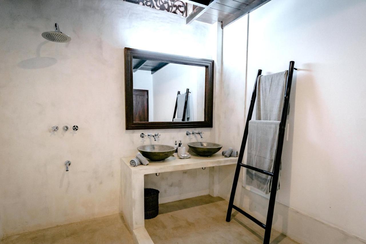 Saltasia Boutique Beach Villa ミリッサ エクステリア 写真